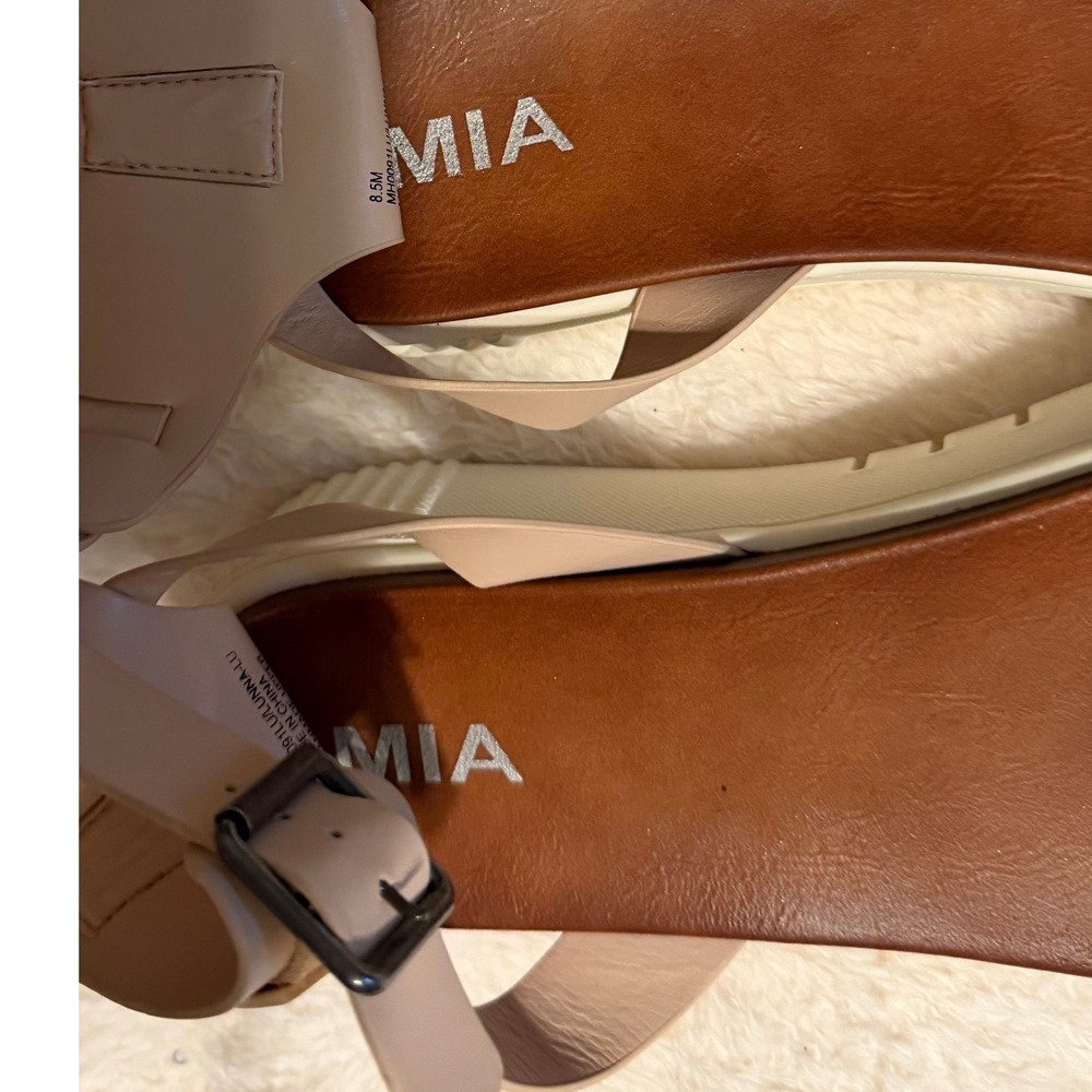 MIA Lunna Nude Clear Strap Platform Sandals Women 8.5 Flatform Lug Sole MH0091LU - Picture 5 of 10